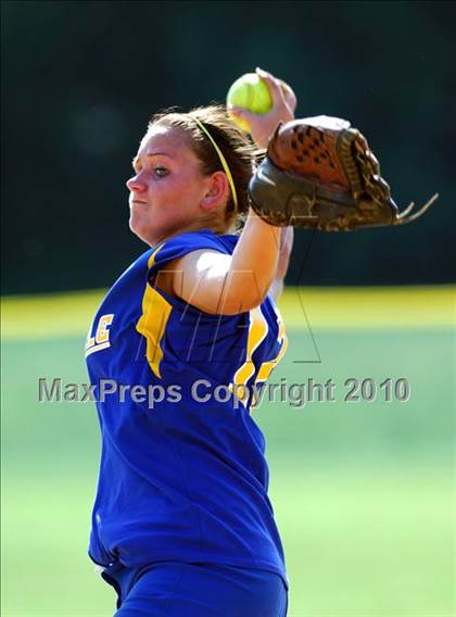 Thumbnail 3 in Gloucester City vs Pennsville (NJSIAA South Group 1 Semifinal)  photogallery.