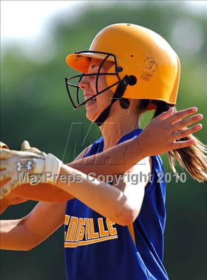Thumbnail 2 in Gloucester City vs Pennsville (NJSIAA South Group 1 Semifinal)  photogallery.