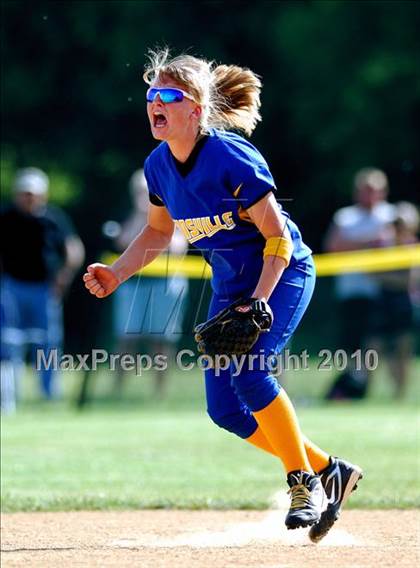 Thumbnail 2 in Gloucester City vs Pennsville (NJSIAA South Group 1 Semifinal)  photogallery.