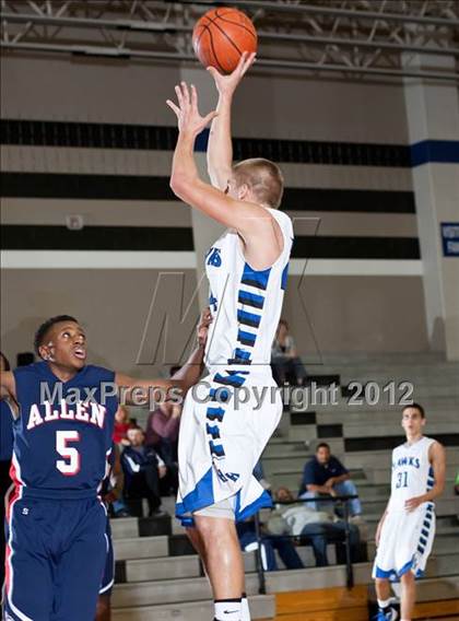 Thumbnail 2 in Allen vs. Hebron photogallery.