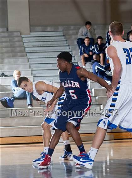 Thumbnail 2 in Allen vs. Hebron photogallery.