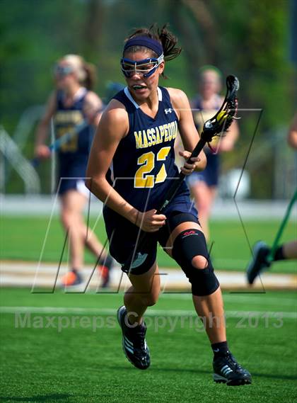 Thumbnail 2 in Farmingdale vs Massapequa (Section 8 Class A Final) photogallery.