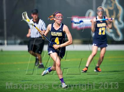 Thumbnail 1 in Farmingdale vs Massapequa (Section 8 Class A Final) photogallery.