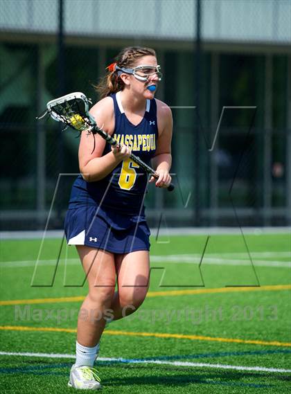 Thumbnail 1 in Farmingdale vs Massapequa (Section 8 Class A Final) photogallery.