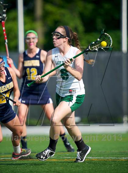 Thumbnail 1 in Farmingdale vs Massapequa (Section 8 Class A Final) photogallery.