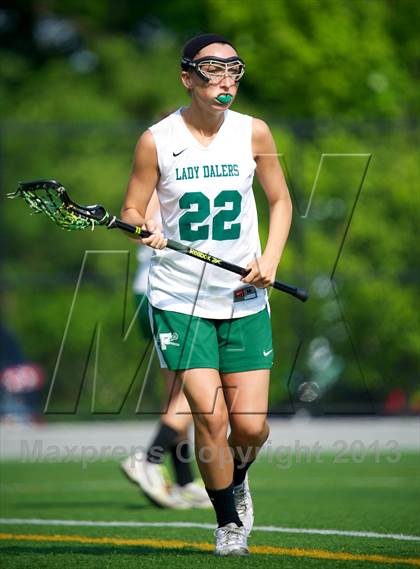 Thumbnail 1 in Farmingdale vs Massapequa (Section 8 Class A Final) photogallery.