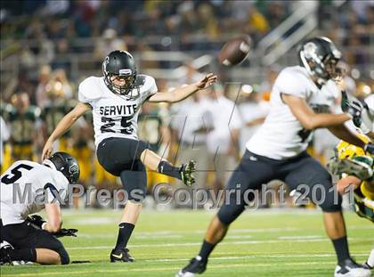 Thumbnail 3 in Edison vs. Servite  photogallery.