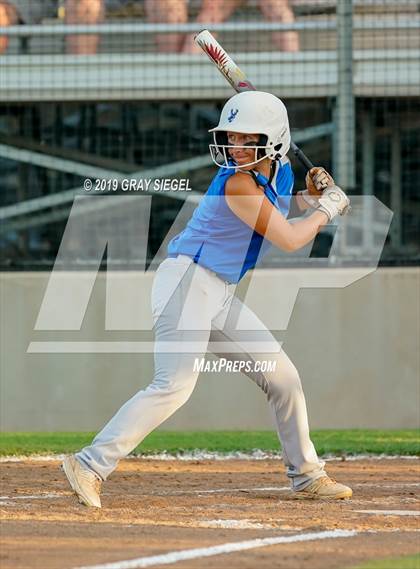Thumbnail 3 in Deer Creek @ Mustang photogallery.