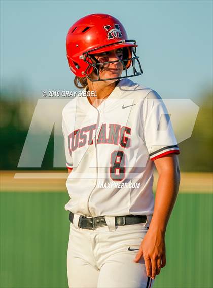 Thumbnail 2 in Deer Creek @ Mustang photogallery.