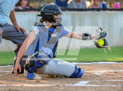 Thumbnail 2 in Deer Creek @ Mustang photogallery.