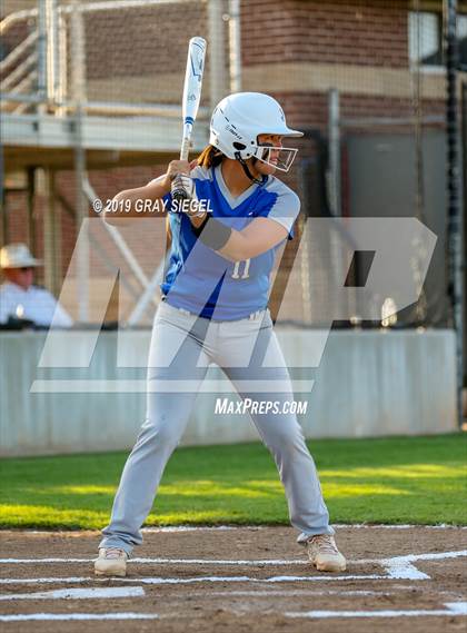 Thumbnail 1 in Deer Creek @ Mustang photogallery.
