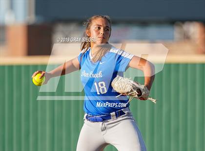 Thumbnail 2 in Deer Creek @ Mustang photogallery.