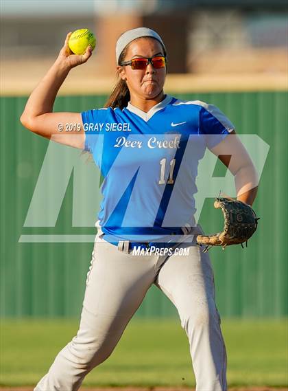 Thumbnail 2 in Deer Creek @ Mustang photogallery.