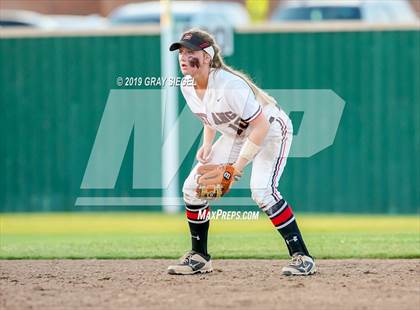 Thumbnail 3 in Deer Creek @ Mustang photogallery.