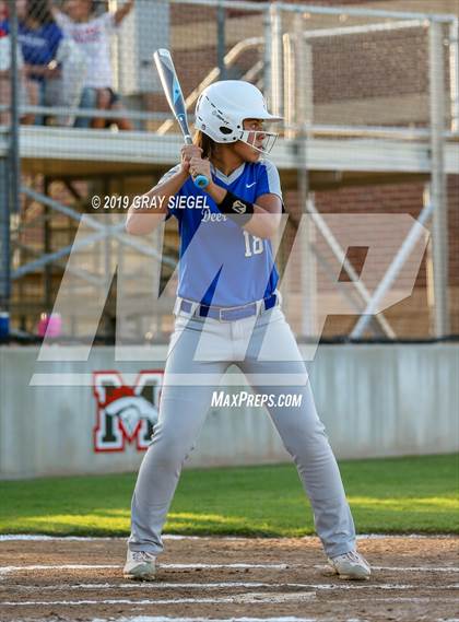 Thumbnail 1 in Deer Creek @ Mustang photogallery.