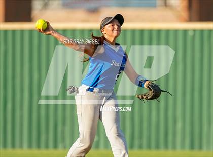 Thumbnail 1 in Deer Creek @ Mustang photogallery.