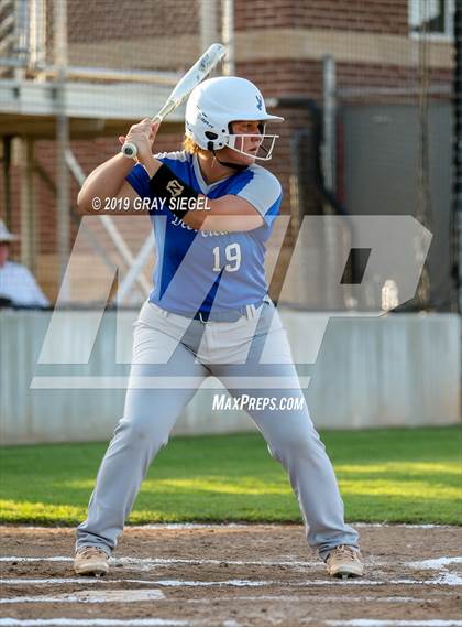 Thumbnail 3 in Deer Creek @ Mustang photogallery.