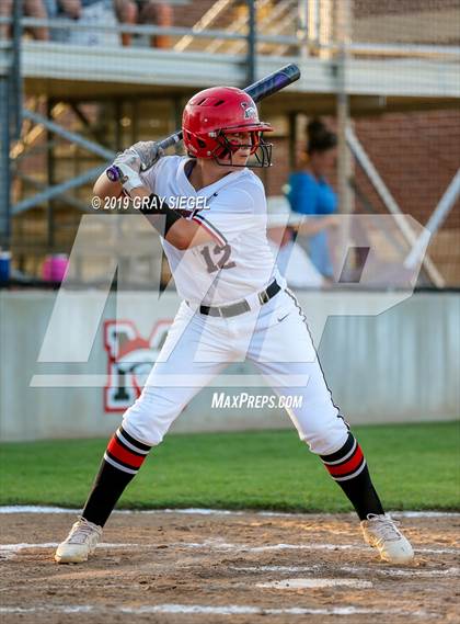 Thumbnail 3 in Deer Creek @ Mustang photogallery.