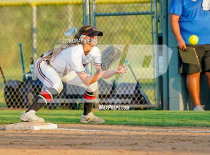 Thumbnail 2 in Deer Creek @ Mustang photogallery.