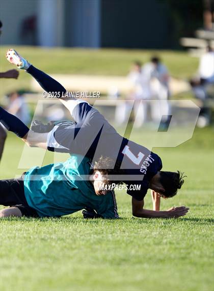 Thumbnail 3 in Moorhead @ Bemidji photogallery.