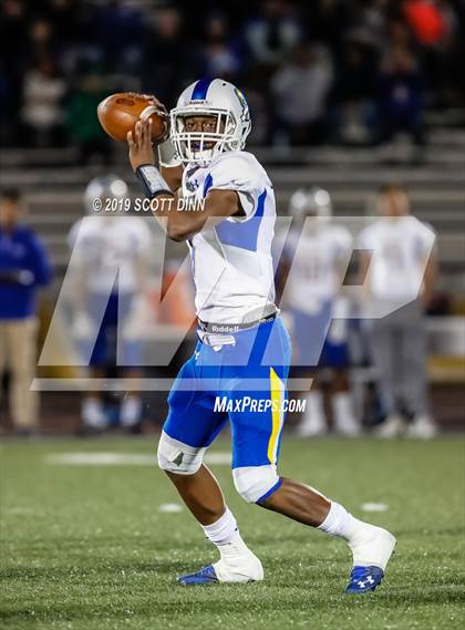 Thumbnail 1 in Serra @ Bellarmine College Prep photogallery.