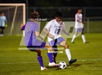 Thumbnail 3 in Ben Davis @ Brownsburg photogallery.