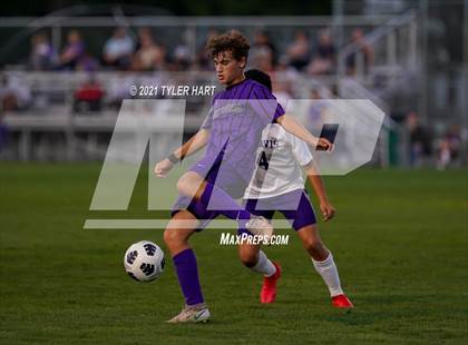 Thumbnail 3 in Ben Davis @ Brownsburg photogallery.