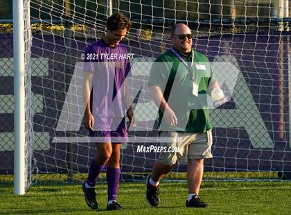 Thumbnail 3 in Ben Davis @ Brownsburg photogallery.