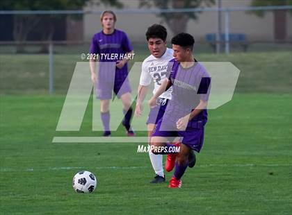 Thumbnail 2 in Ben Davis @ Brownsburg photogallery.