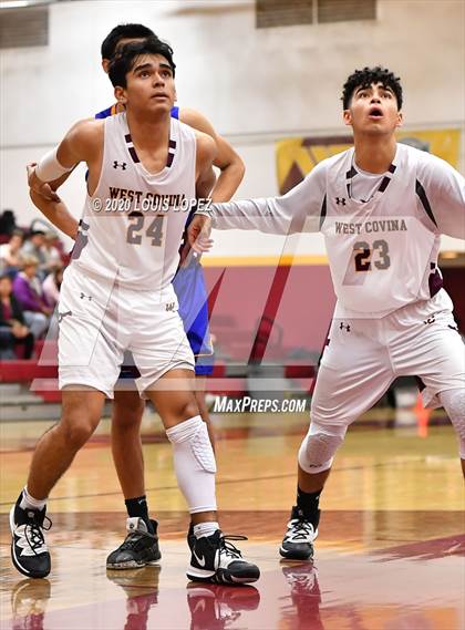 Thumbnail 2 in Charter Oak @ West Covina photogallery.