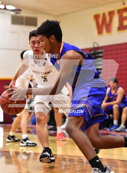 Thumbnail 1 in Charter Oak @ West Covina photogallery.