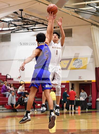 Thumbnail 1 in Charter Oak @ West Covina photogallery.