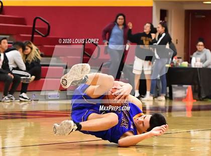 Thumbnail 3 in Charter Oak @ West Covina photogallery.