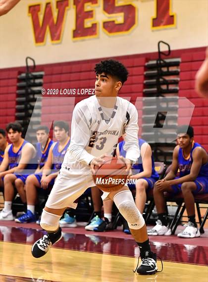 Thumbnail 3 in Charter Oak @ West Covina photogallery.