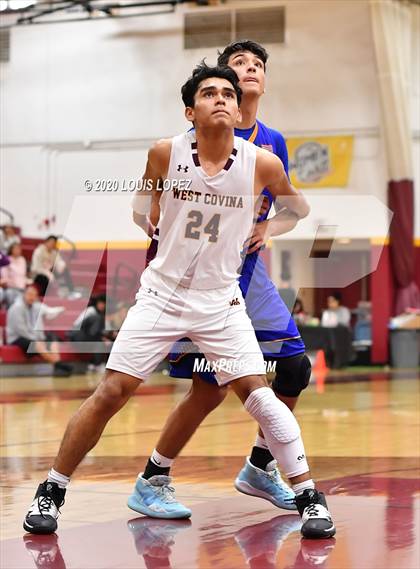 Thumbnail 3 in Charter Oak @ West Covina photogallery.