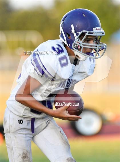 Thumbnail 1 in Warren @ O'Connor (Freshman B) photogallery.