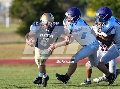 Thumbnail 1 in Warren @ O'Connor (Freshman B) photogallery.