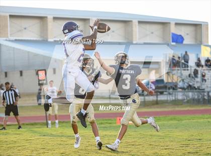 Thumbnail 2 in Warren @ O'Connor (Freshman B) photogallery.
