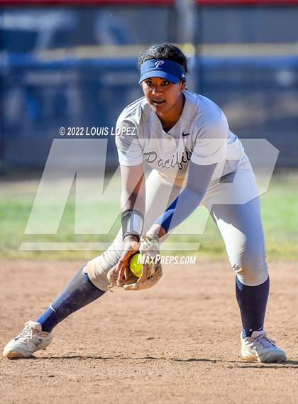 Thumbnail 2 in Pacifica @ Roosevelt (CIF SS DIV 1 Playoff Quarter Final) photogallery.