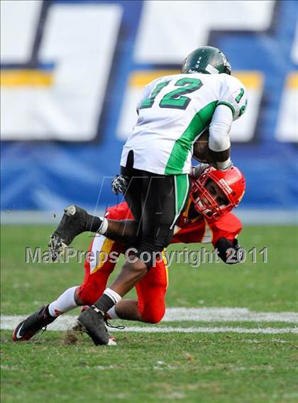 Thumbnail 2 in Cathedral Catholic vs Lincoln (CIF SDS D3 Final) photogallery.