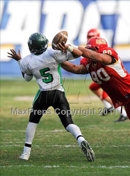 Thumbnail 3 in Cathedral Catholic vs Lincoln (CIF SDS D3 Final) photogallery.