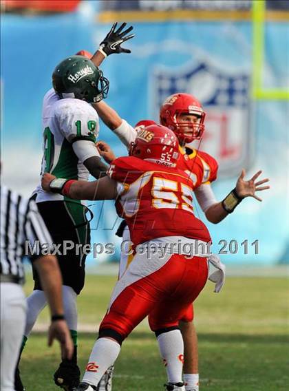Thumbnail 2 in Cathedral Catholic vs Lincoln (CIF SDS D3 Final) photogallery.