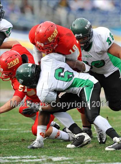 Thumbnail 3 in Cathedral Catholic vs Lincoln (CIF SDS D3 Final) photogallery.