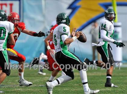 Thumbnail 1 in Cathedral Catholic vs Lincoln (CIF SDS D3 Final) photogallery.