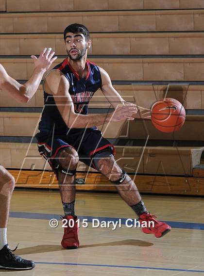 Thumbnail 3 in Capistrano Valley vs. Viewpoint (MaxPreps Holiday Classic) photogallery.
