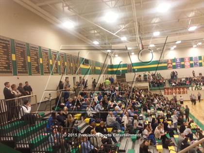 Thumbnail 2 in Bishop Carroll TOC Ceremony photogallery.