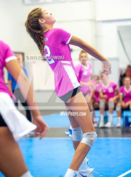 Thumbnail 2 in Rio Mesa vs. La Jolla Country Day photogallery.