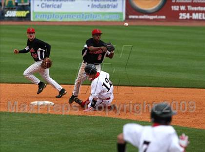 Thumbnail 1 in Owensboro vs Lawrence Co. (Ky State Quarterfinals) photogallery.