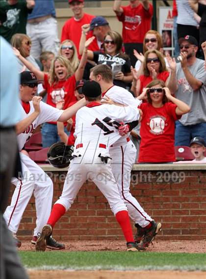 Thumbnail 3 in Owensboro vs Lawrence Co. (Ky State Quarterfinals) photogallery.