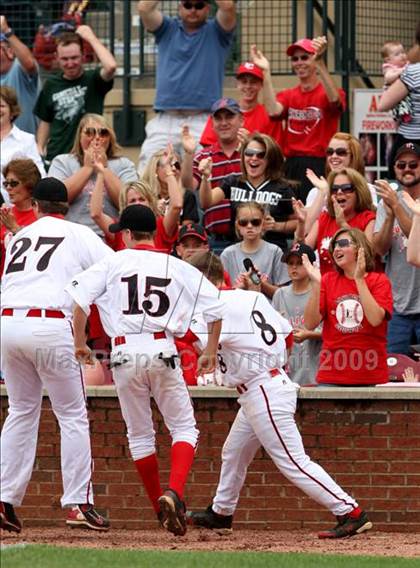 Thumbnail 1 in Owensboro vs Lawrence Co. (Ky State Quarterfinals) photogallery.